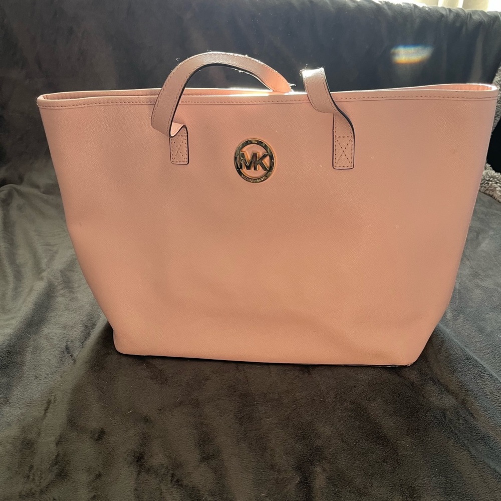Michael Kors tote